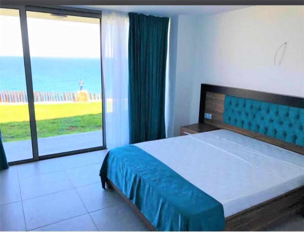 Tekos Golden Hill Hotel & Restaurant At Karpaz Agios Sergios Dış mekan fotoğraf
